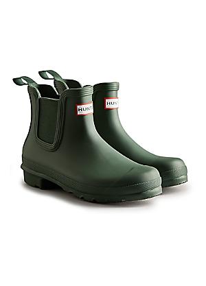 black strappy espadrille sandals