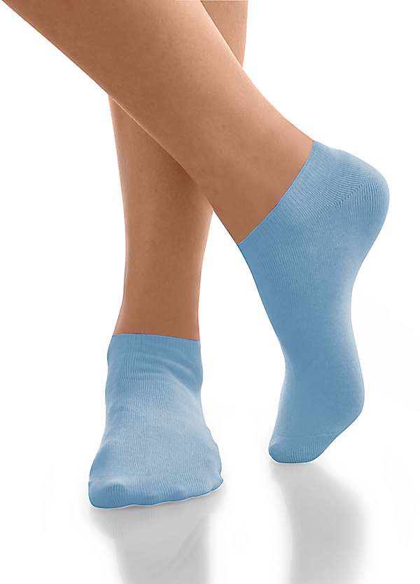 pretty trainer socks