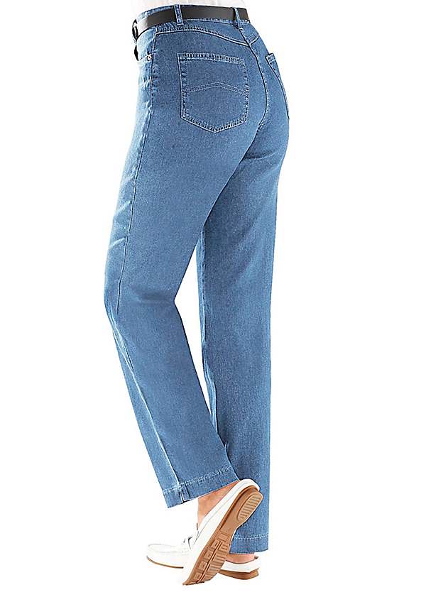 straight leg stretch jeans